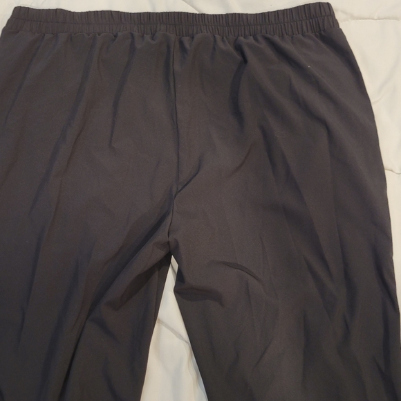 TenTree hiking pants - Picture 4 of 7